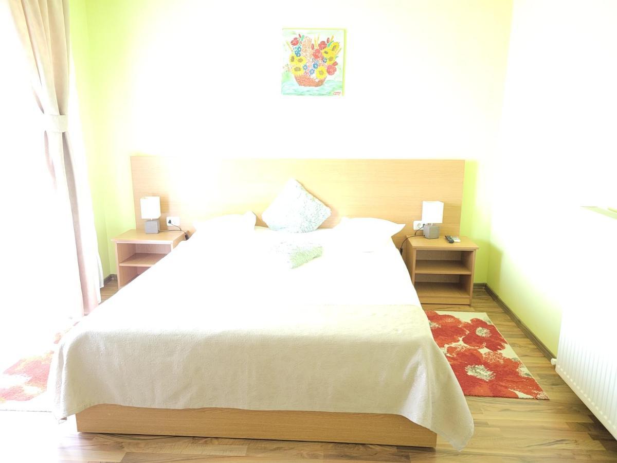 Kys House Hotel Techirghiol Bagian luar foto