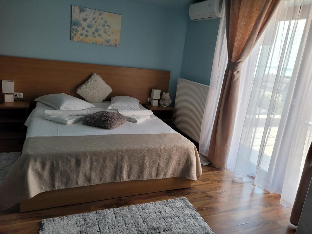 Kys House Hotel Techirghiol Bagian luar foto