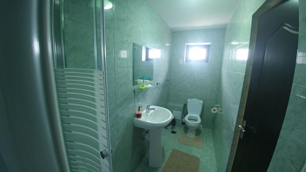 Kys House Hotel Techirghiol Bagian luar foto