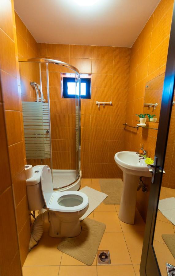Kys House Hotel Techirghiol Bagian luar foto
