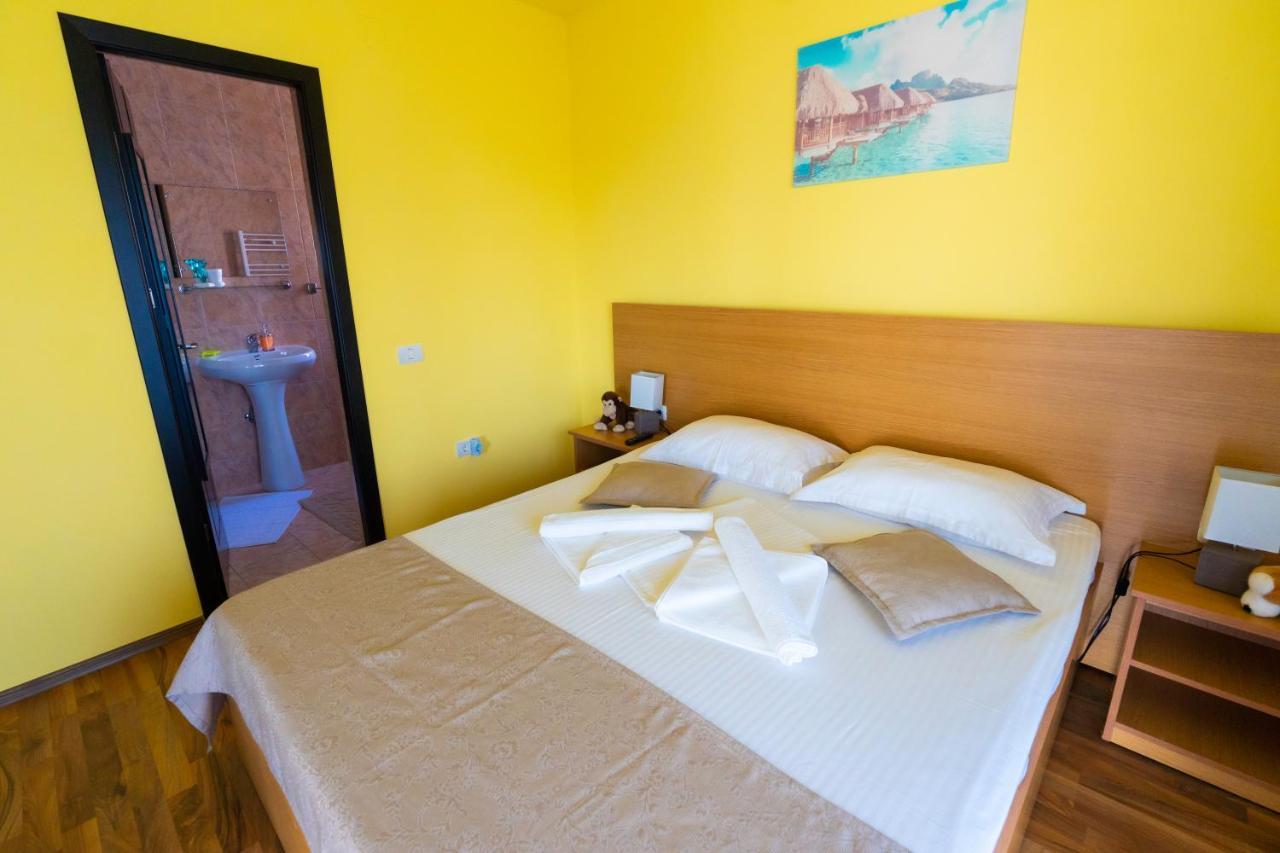 Kys House Hotel Techirghiol Bagian luar foto