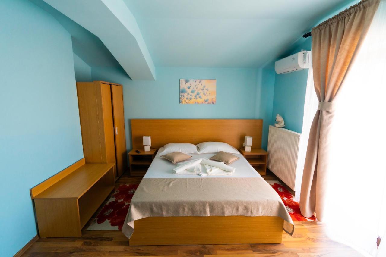Kys House Hotel Techirghiol Bagian luar foto
