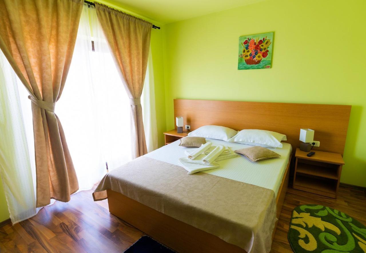 Kys House Hotel Techirghiol Bagian luar foto